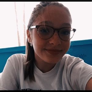 Meet your Posher, Vivian